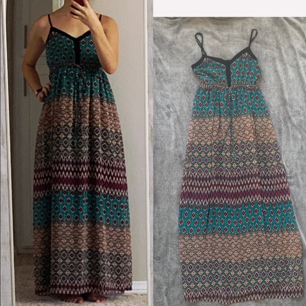Doe & Rae Jewel Maxi Dress